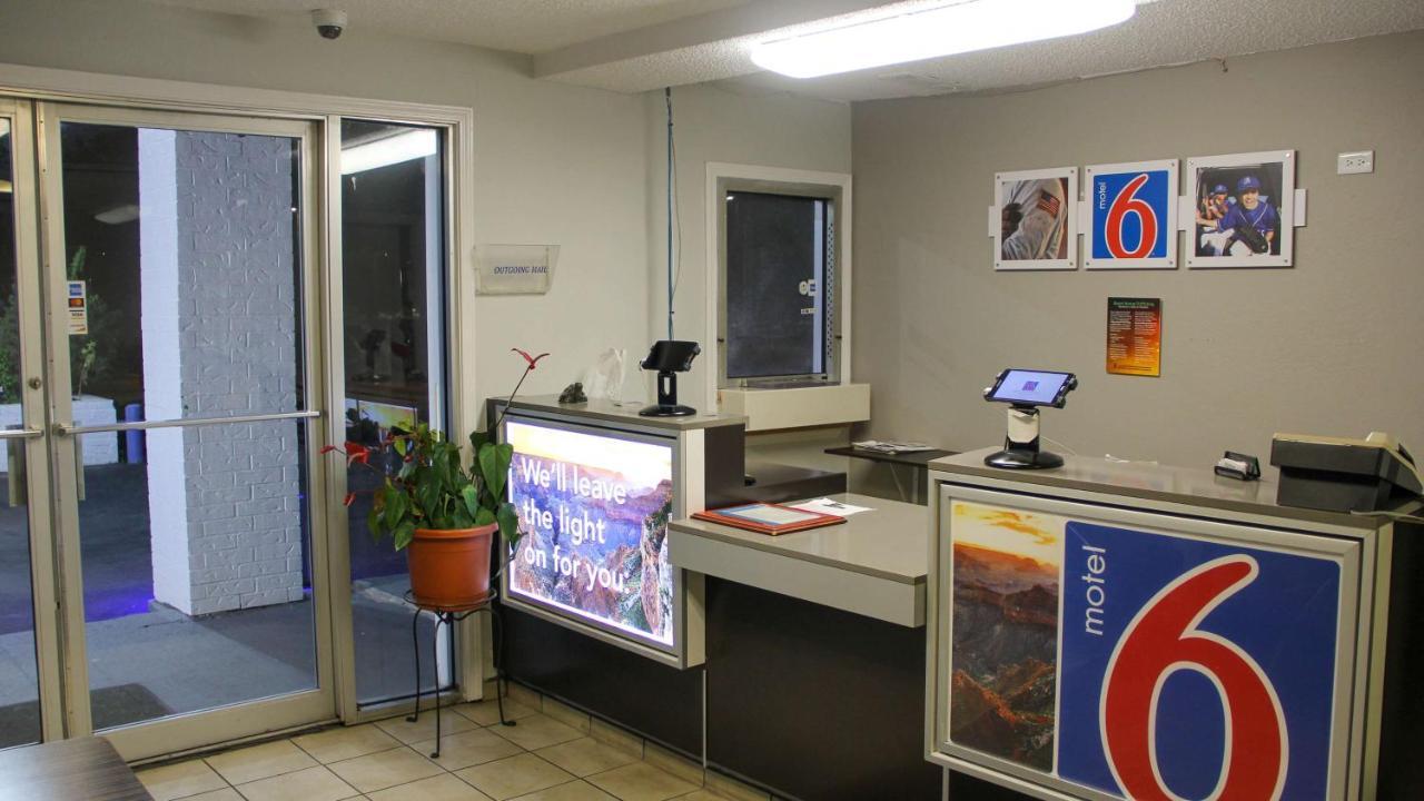 Motel 6-Fayetteville, Ar Buitenkant foto